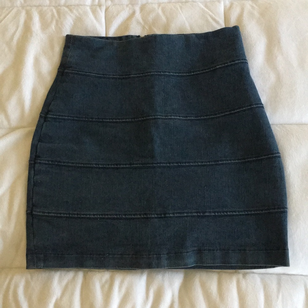 Denim skirt